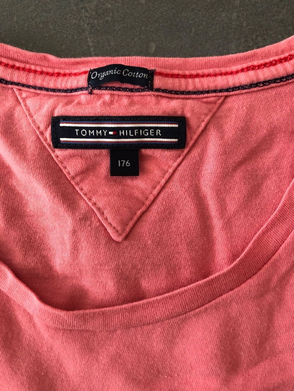 Tommy Hilfiger Camicette, T-shirt & Top: T-Shirt - Grösse 176 - Tommy Hilfiger – Nuovo (secondo la descrizione) da Oberuzwil venduto da jabano 1