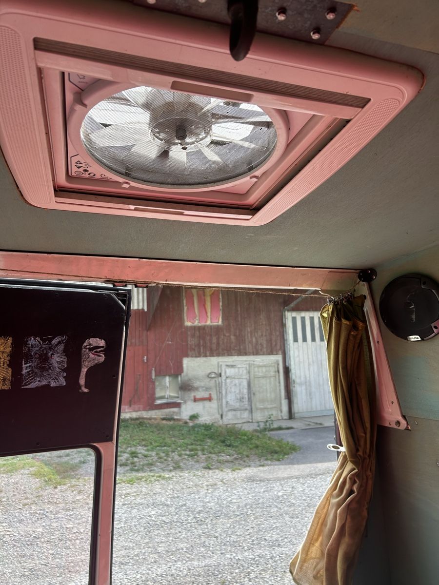 VW Camping Fahrzeuge: VW LT31 1989 – Gebraucht aus Basel von hannahllena 7