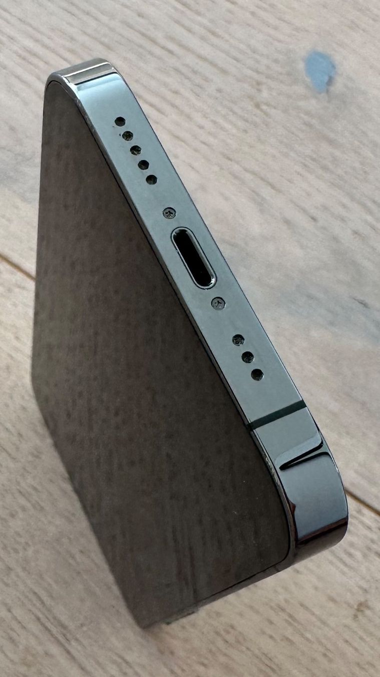 Apple Handys / Smartphones: 12 Pro 128GB Graphite – Gebraucht aus Tuggen von 104655 5