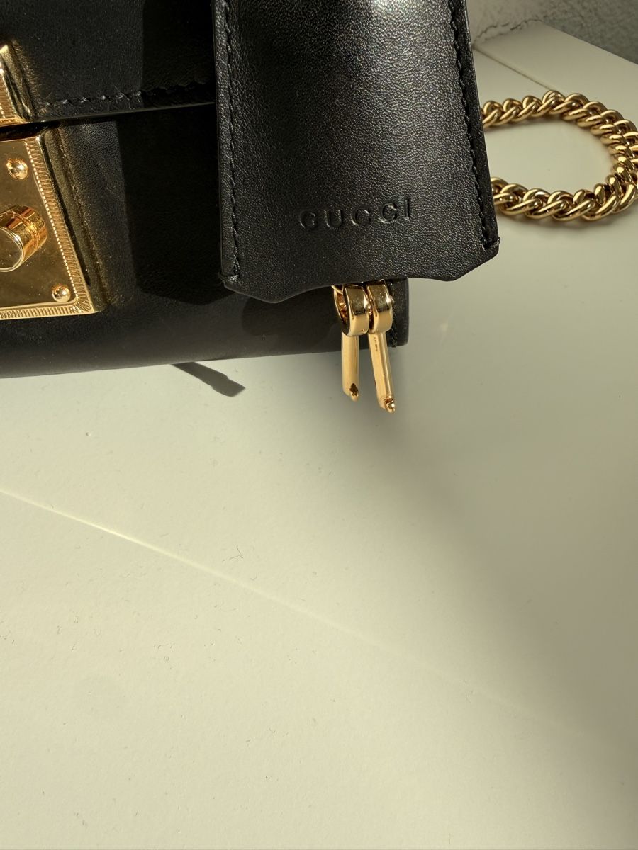 Gucci Taschen für Damen: Gucci Padlock Tasche schwarz Leder  – Gebraucht aus Möhlin von iva_c2fw 4