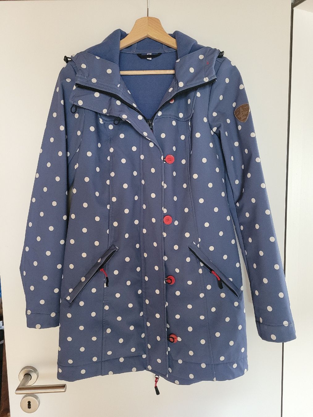 Blutsgeschwister Giacche: Blutsgeschwister Softshelljacke Gr. S – Usato da Rodersdorf venduto da trueegg