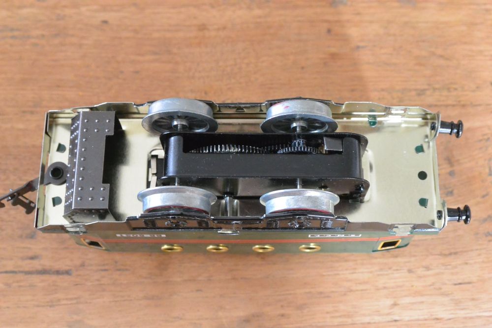 HORNBY ECHELLE O Locomotive Bb 8051 + 2 Wagons Pour Pièces Détachées