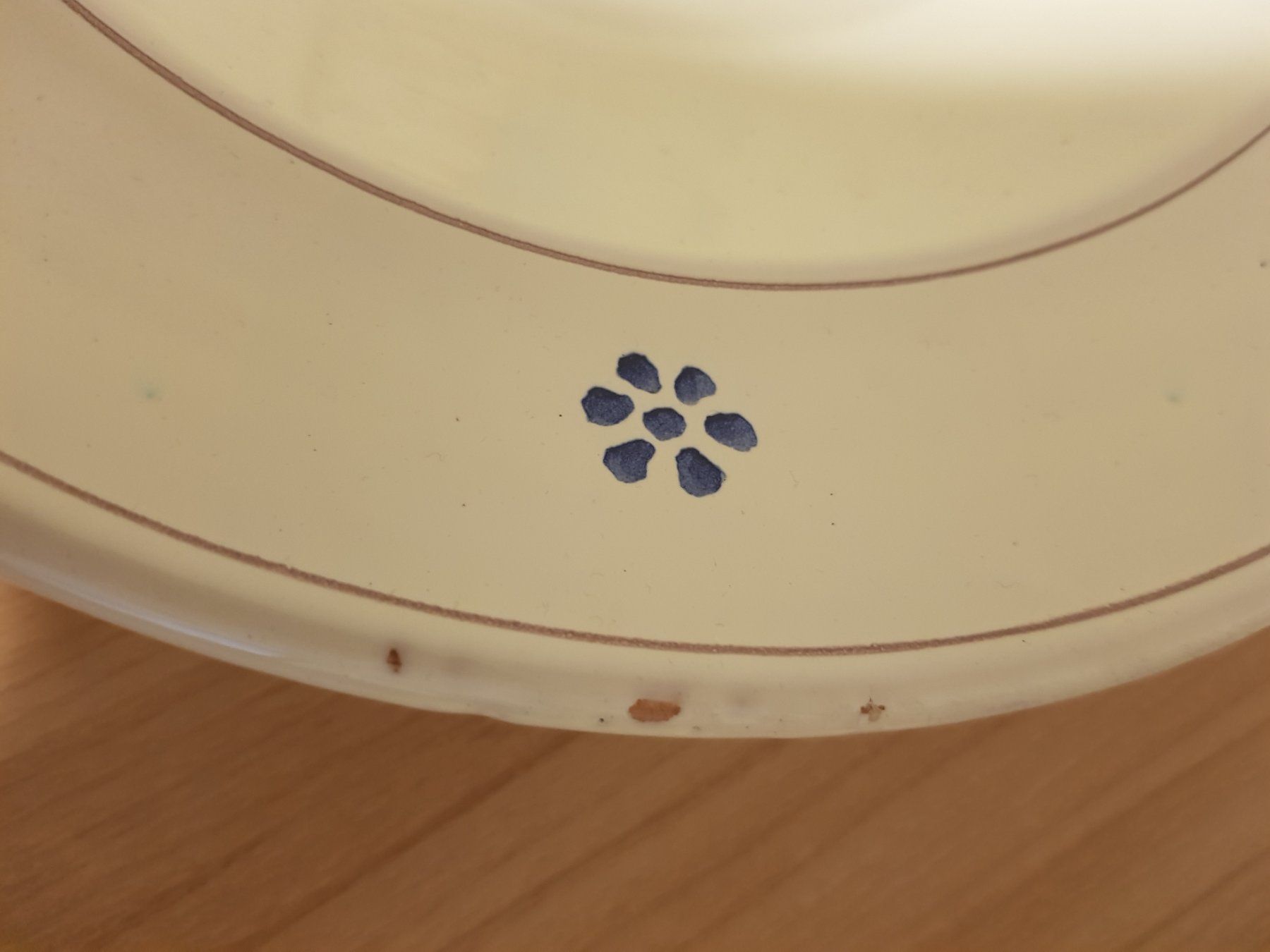 Ciotole: Handgefertigte Schüssel/Schale im Shabby Chic-Look – Usato da Märstetten venduto da activemember 4