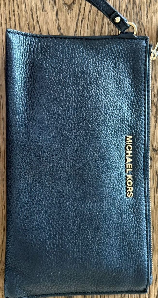Michael Kors Portamonete: Michael Kors Geldbörse Leder – Usato da Schmitten FR venduto da PA17
