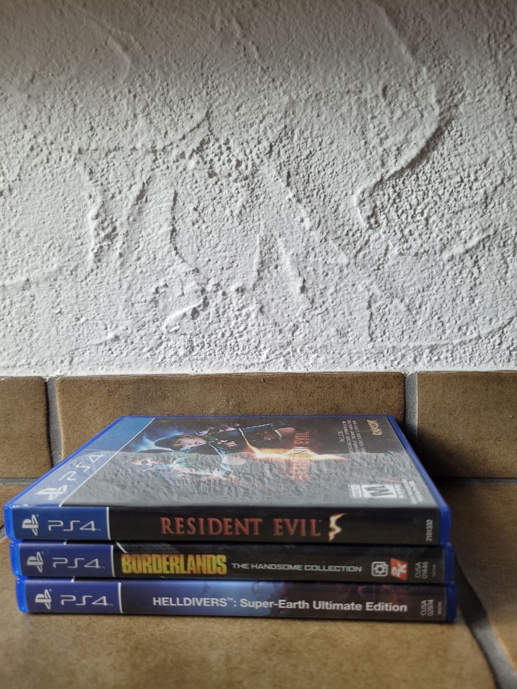 Sony Spiele: 3 PS4 Spiele – Gebraucht aus Niederlenz von rap_q9gf