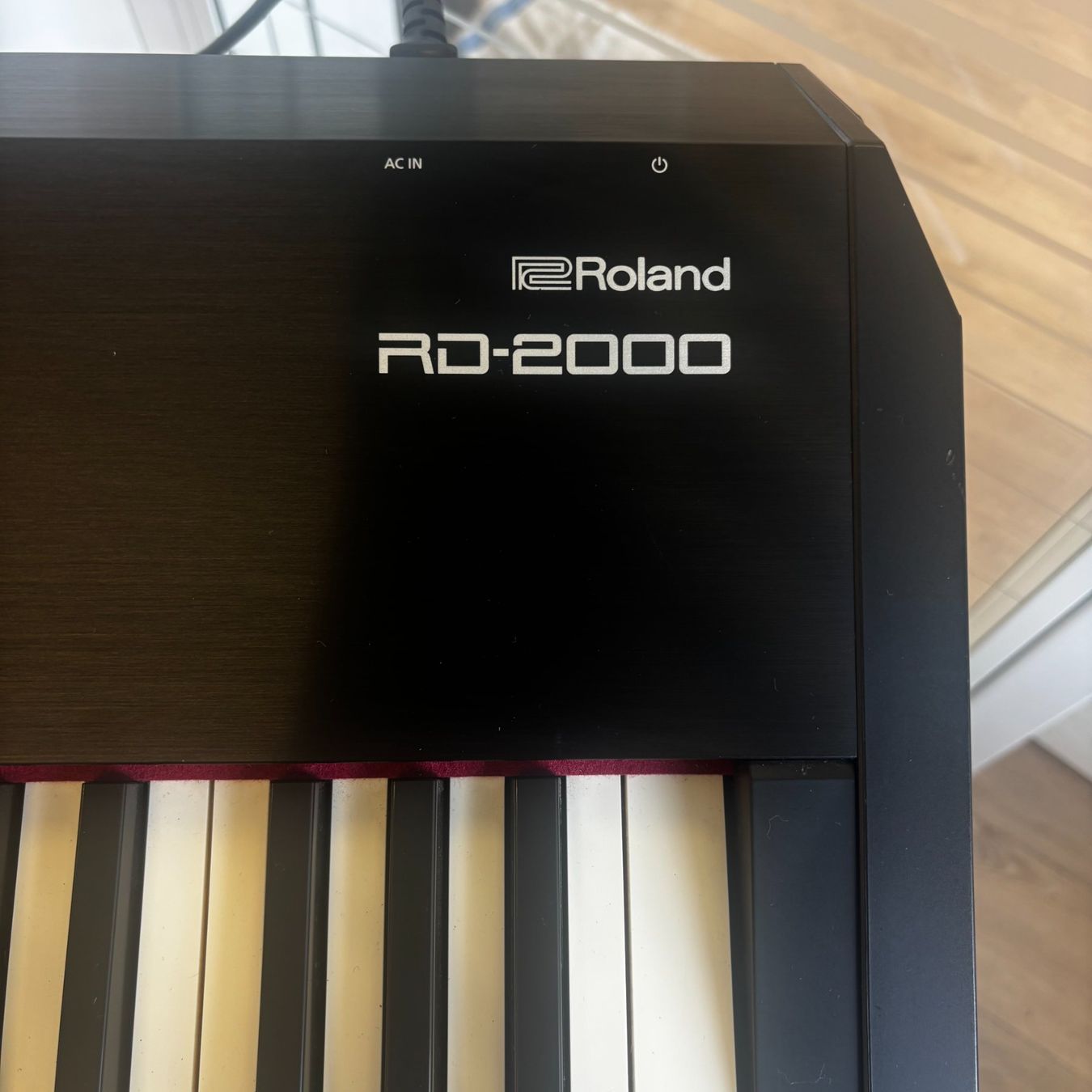 Roland Musikinstrumente: Roland - RD-2000 Occasion. – Gebraucht aus Ittigen von KrompholzMusik 2