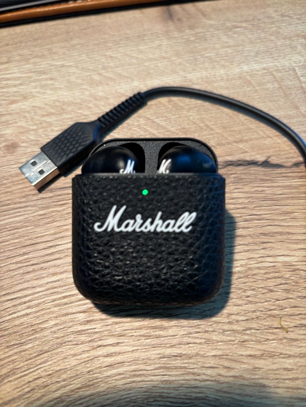 Marshall Kopfhörer: MARSHALL MINOR IV ab CHF 1.- – Neu (gemäss Beschreibung) aus Uster von Zalupi