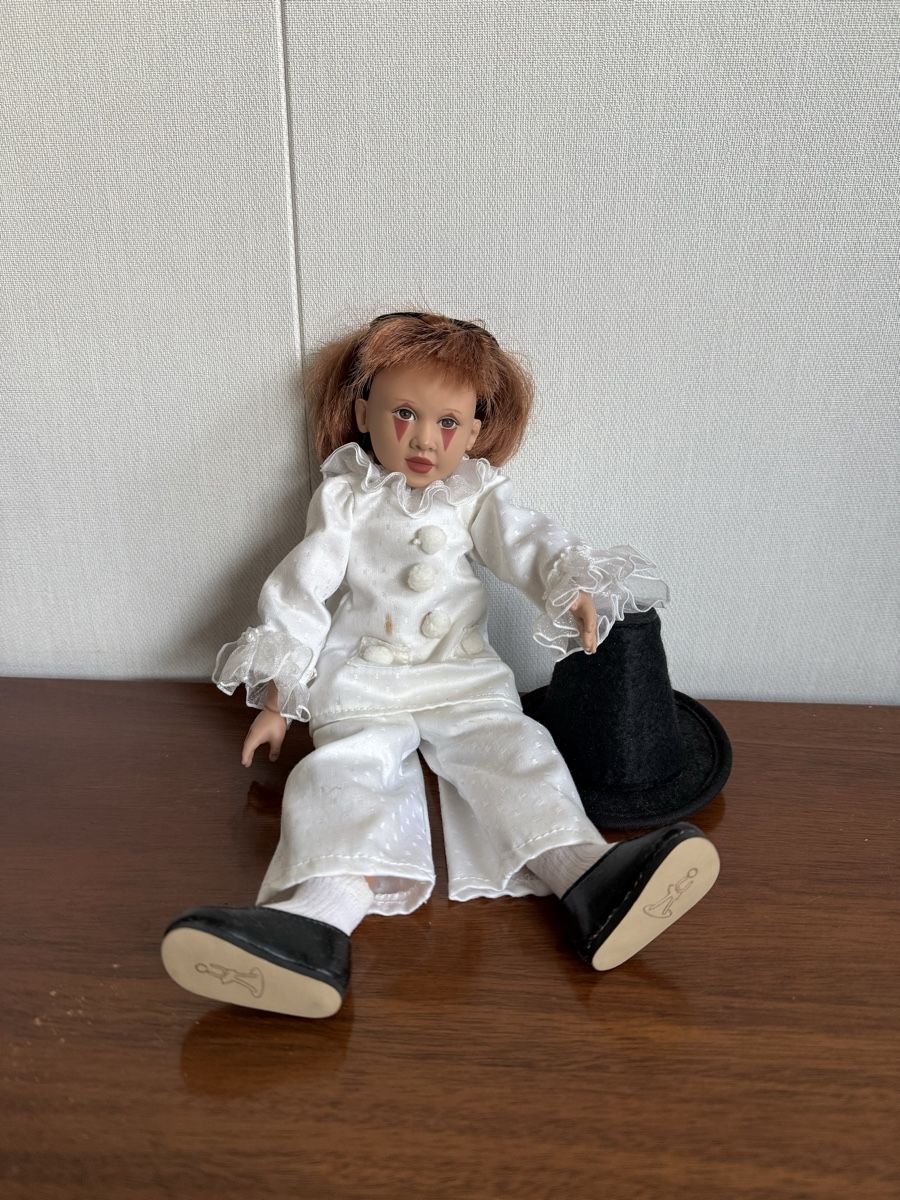 Puppen: White Pierro aus dem Jahre 1998 – Neu und originalverpackt aus Mumpf von A_B_E 3