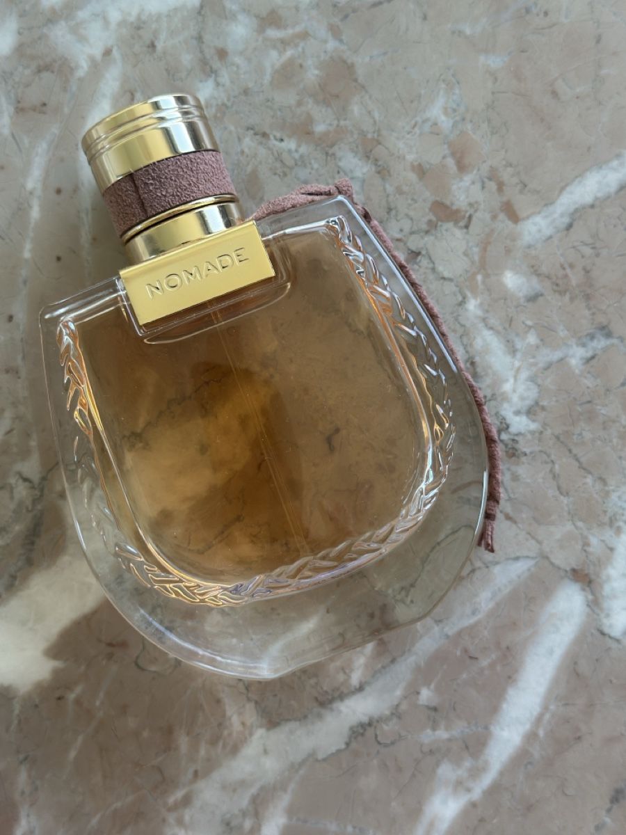 Chloé Profumi & Eau de Toilette: Chloé Nomade Eau de Parfum 75ml – Nuovo (secondo la descrizione) da Schlieren venduto da axe_nr8f