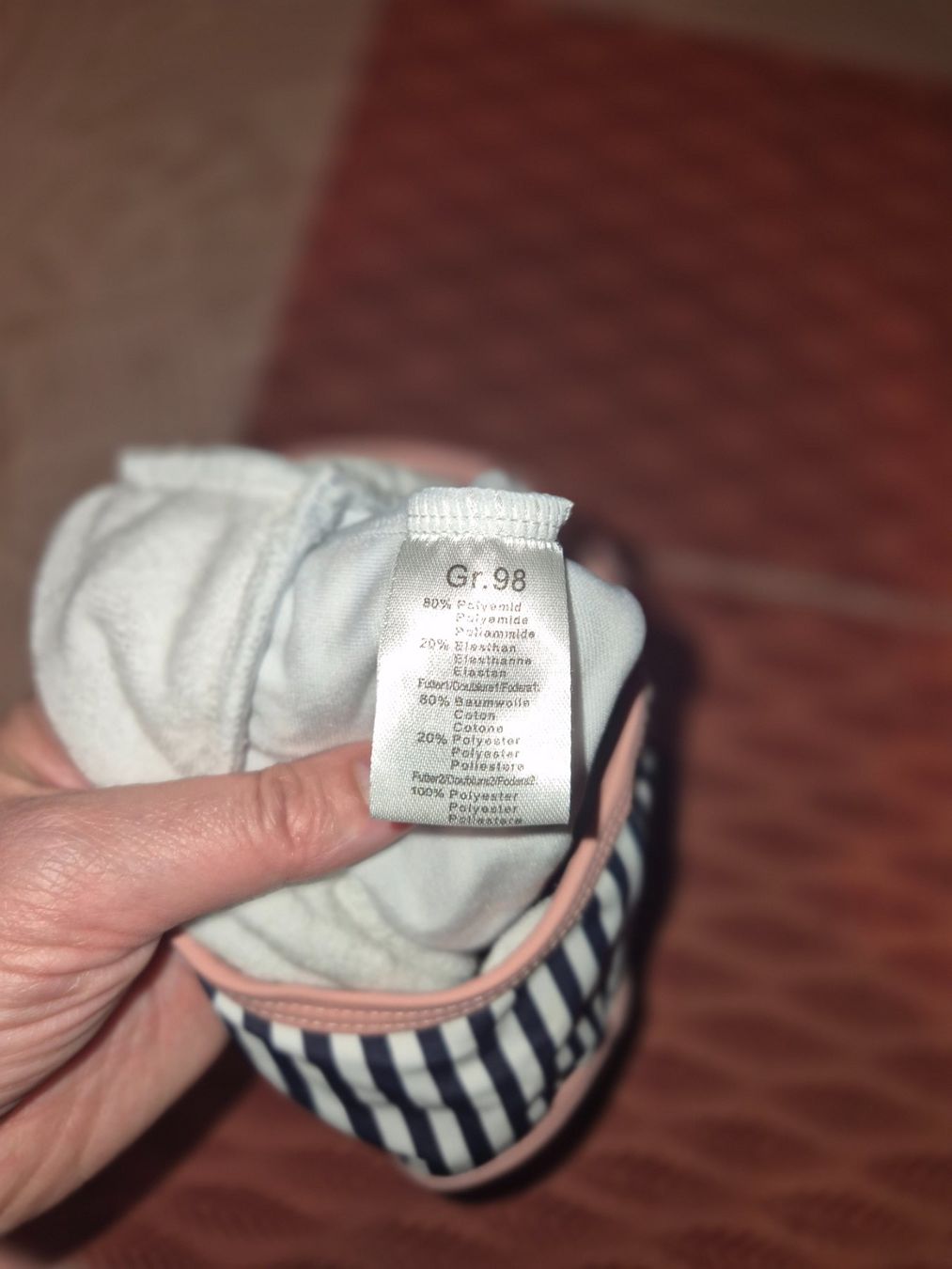 Costumi da bagno & Bikini: Toller,gestreifter Badeanzug, Gr. 98. – Usato da Urdorf venduto da Nataschli 1
