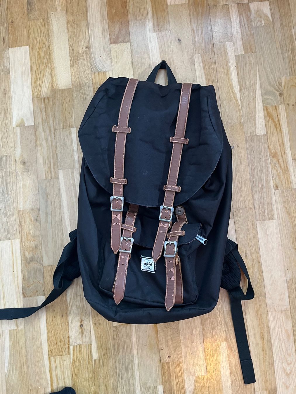Herschel Zaini: Herschel Rucksack 25L – Usato da Zürich venduto da liechmi