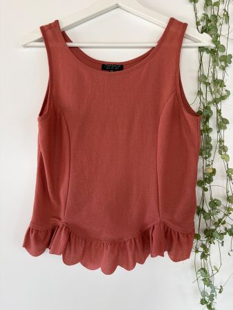 Débardeur Topshop rose avec bas volant taille 34