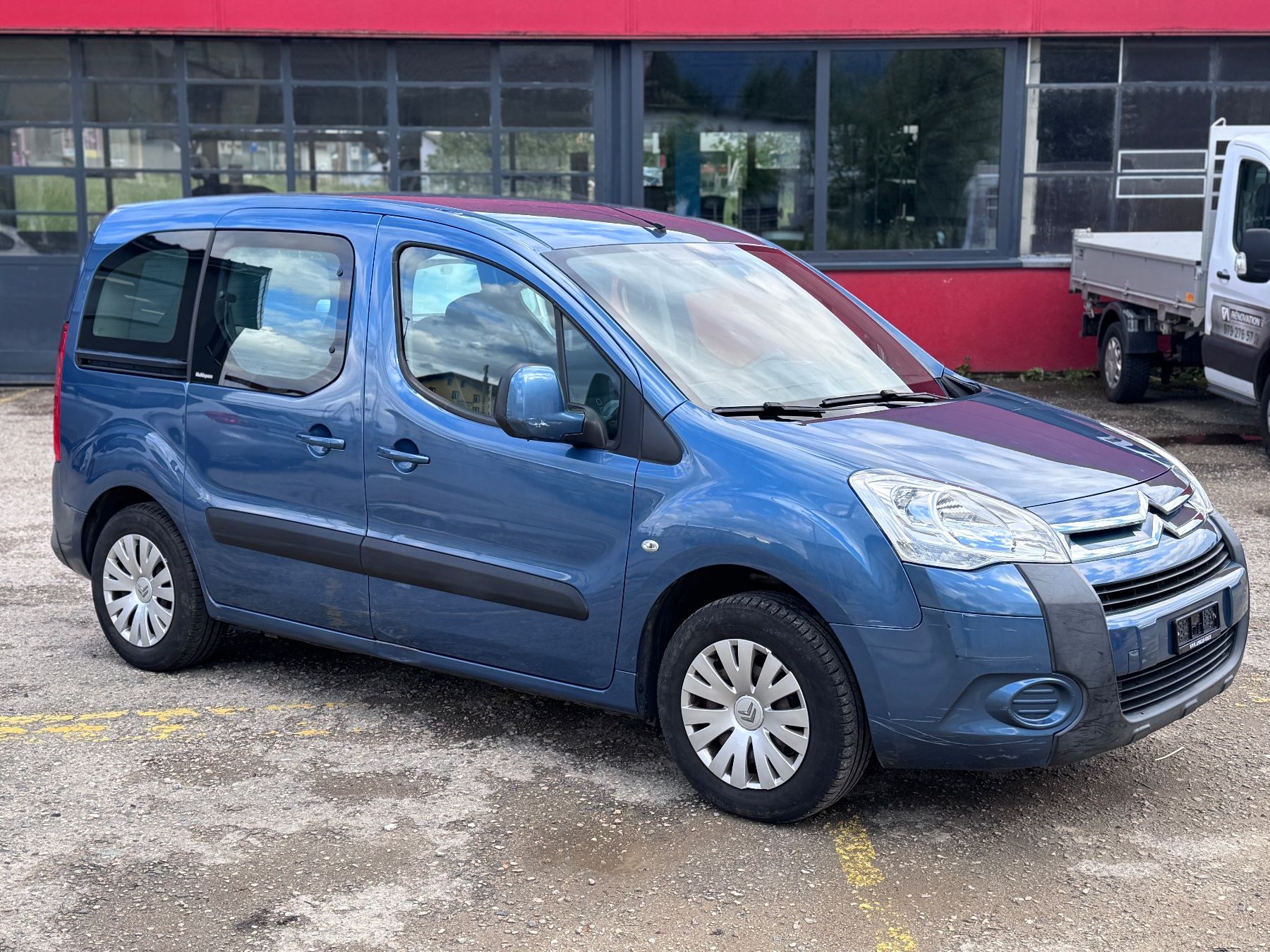 Citroën Automobili: Citroën Berlingo Multispace 1.6i – Usato da Montagny-Yverdon venduto da fva42