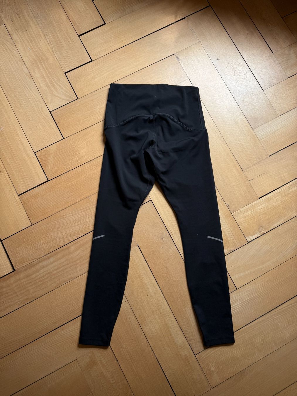 Nike Leggings: NIKE - Sport Leggings schwarz S – Usato da Zürich venduto da Diazaio 2