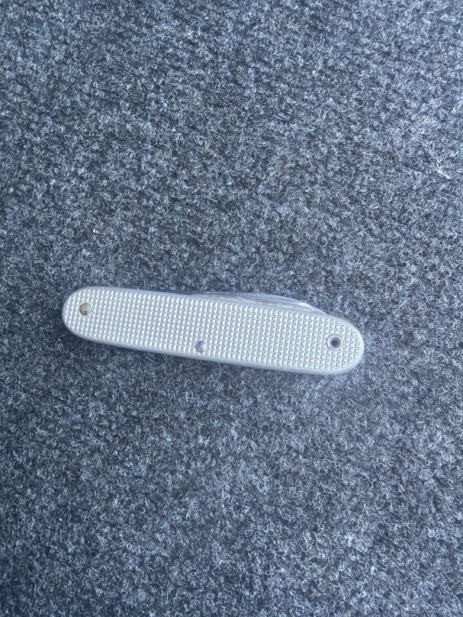 Victorinox Coltelli tascabile: Victorinox Militär Messer 84 – Usato da Schlieren venduto da Luxury.Time 1