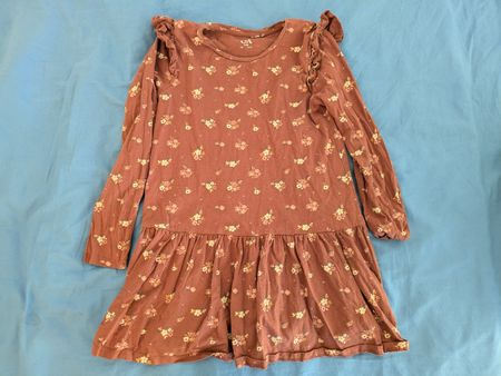 Kleid C&A Blumenmuster Grösse 140