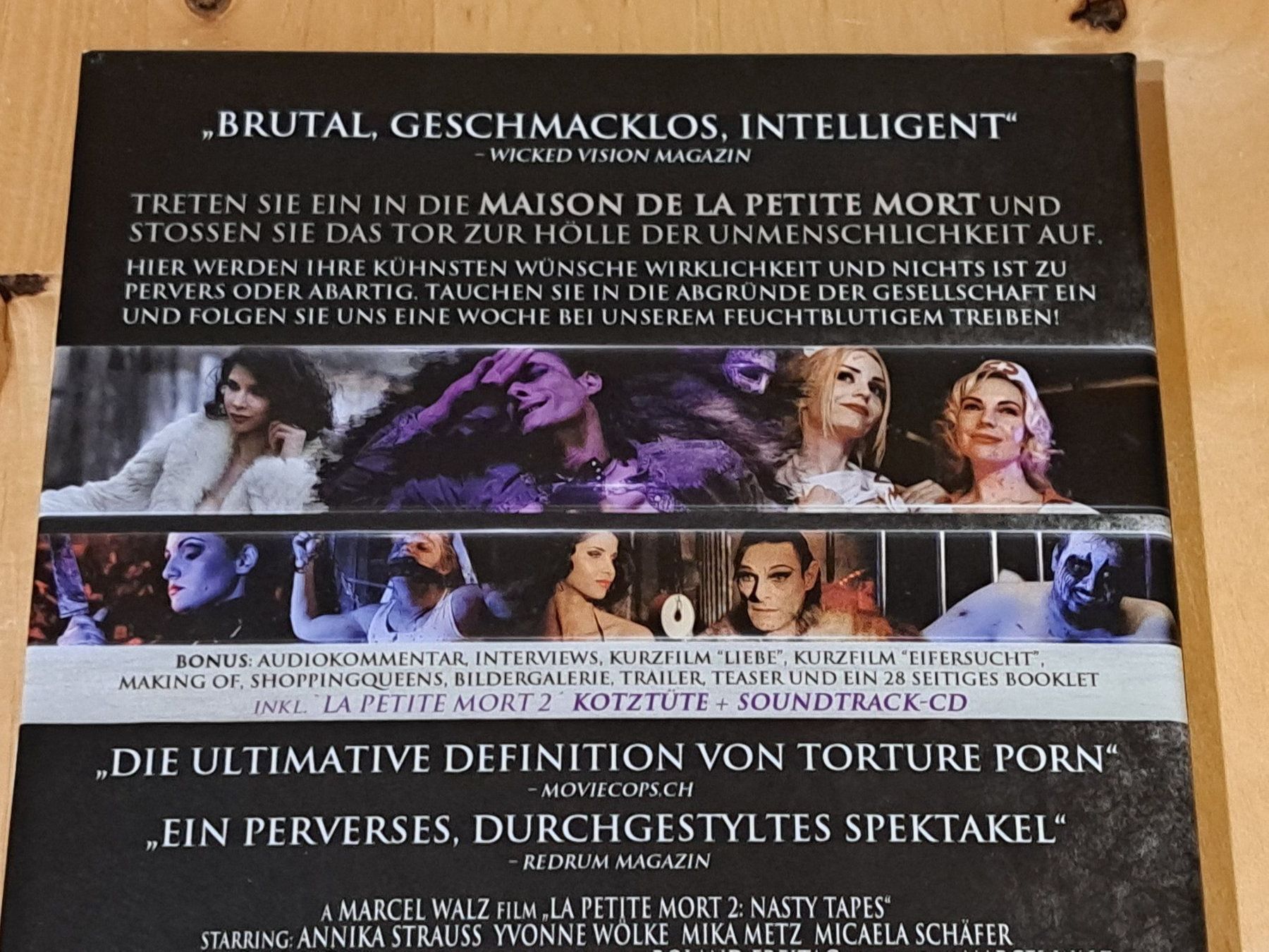 Tutti i DVDs: Mediabook La petite Mort 2, seltene 3-Disc Edition – Nuovo (secondo la descrizione) da Unterseen venduto da Kanica 1