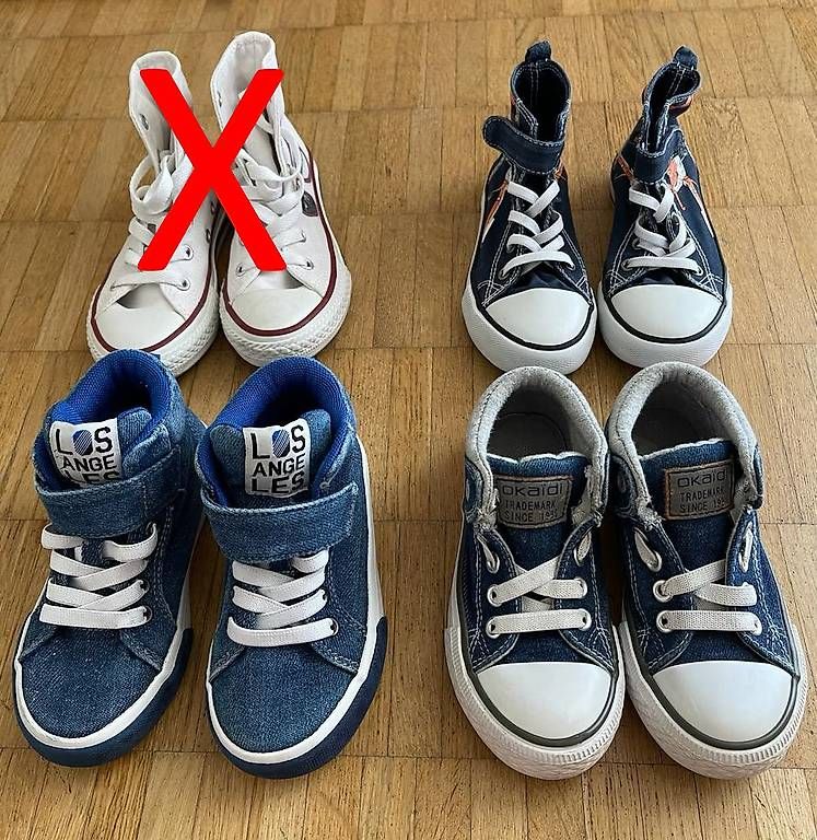 Scarpe per ragazzi: verschiedene Halbschuhe 26 und 28 – Usato da Zürich venduto da giovannisp