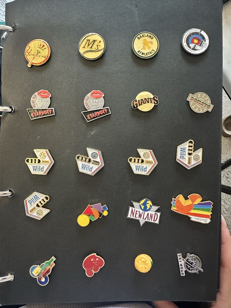 Alben: Vintage Pin Sammlung 80er/90er – Gebraucht aus Zumikon von kis_k9f5 4