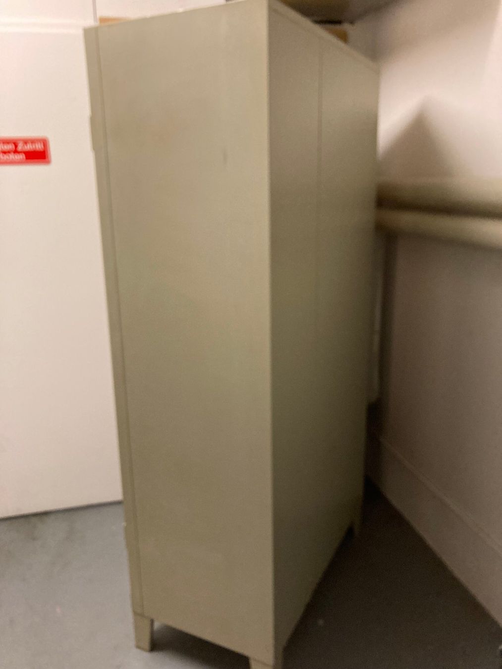 Garderobe: Garderobenschrank Sanda – Gebraucht aus Dübendorf von Fendi07 7