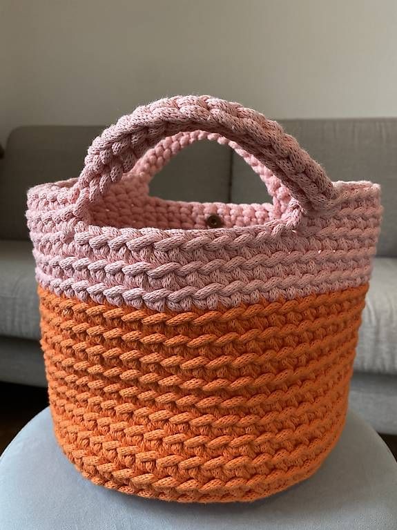 Borse: Handgemachte gehäkelte Tasche bicolor – Usato da Horgen venduto da mel_h2pn 1