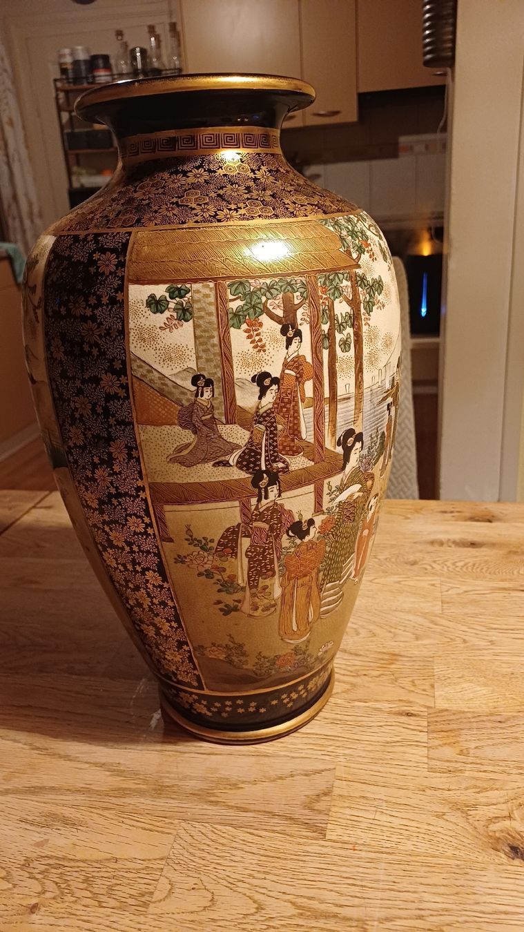 Vasi & Recipienti: Grosse Chinesische  Vase – Usato da Flawil venduto da Pinkmalibu