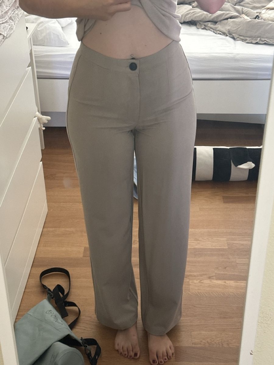 Pull&Bear Hosen: Hosen Pull & Bear Black Label beige Grösse M – Gebraucht aus Zug von a.marryl 3