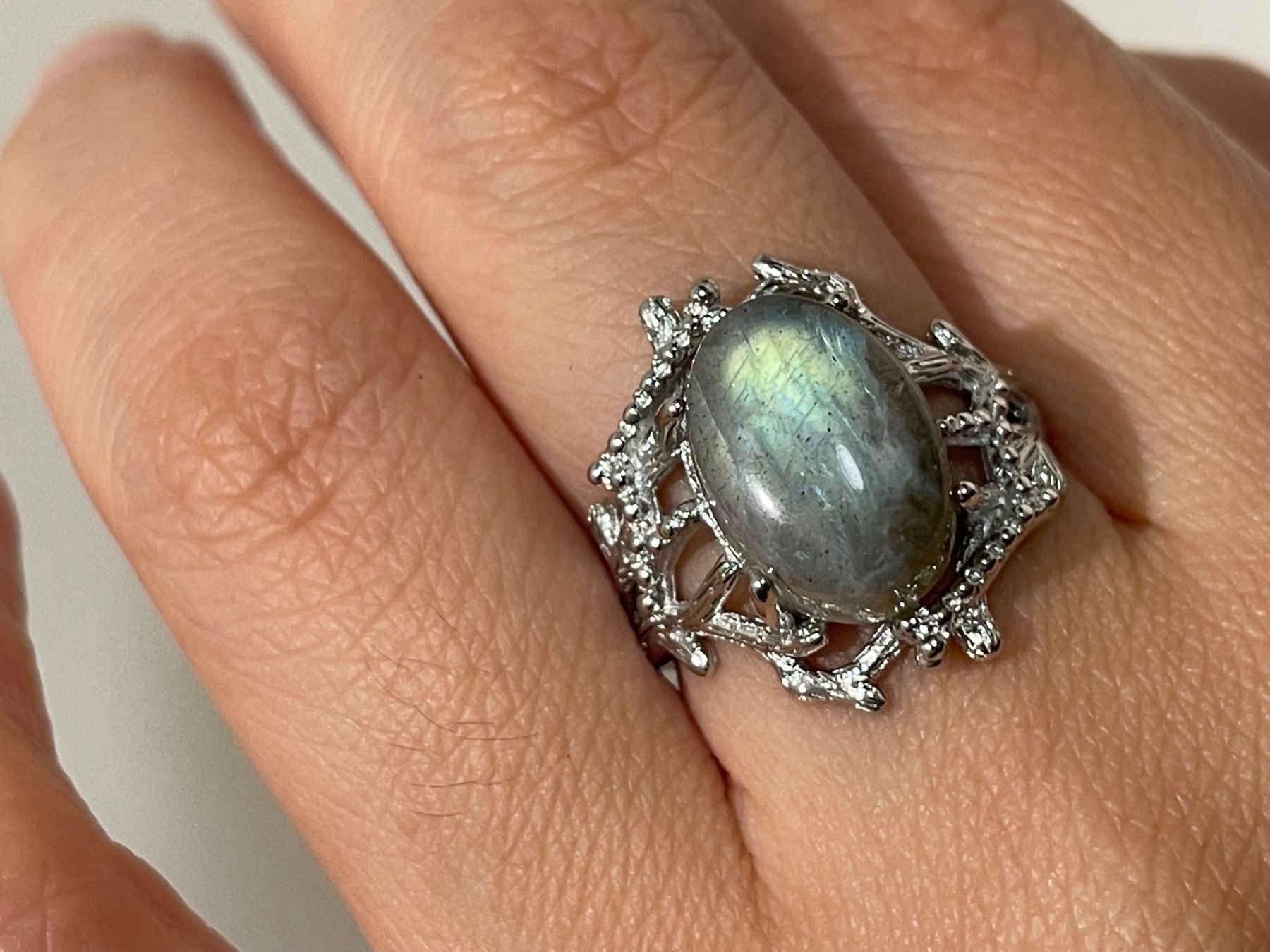 Ringe: Ring aus sehr schimmerndem Labradorit – Neu und originalverpackt aus Schiers von sisikristall 3