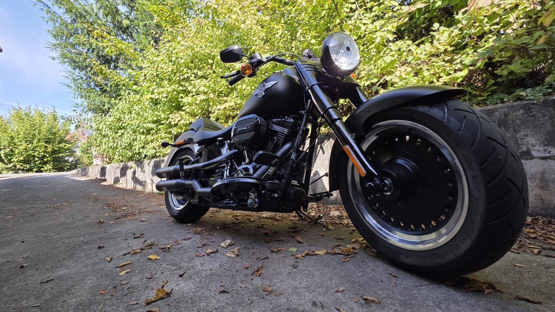 Harley-Davidson Chopper: Harley Davidson FLSTFBS – Gebraucht aus Aesch BL von isc_85jd
