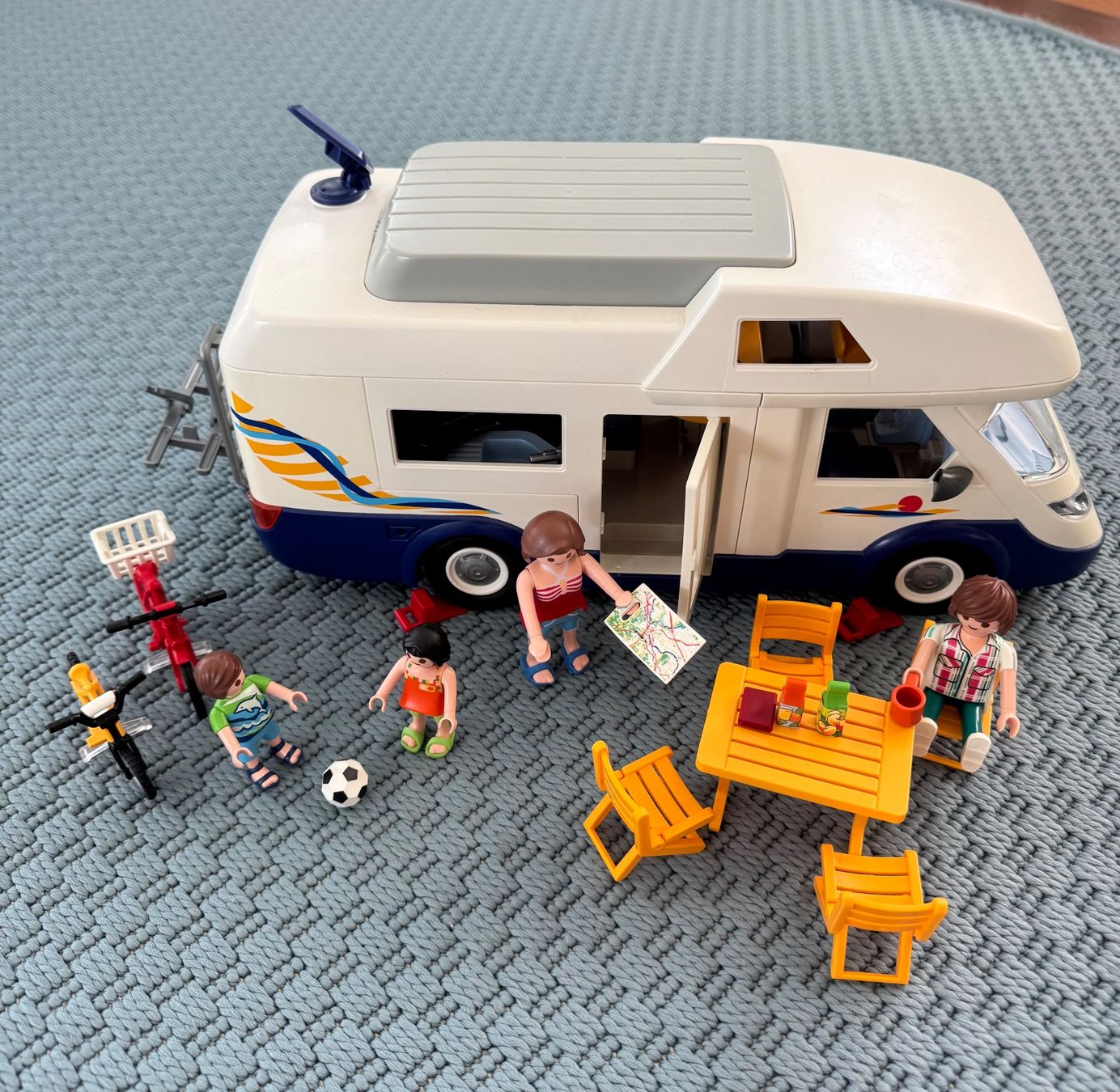 Playmobil Spielzeuge: Playmobil Wohnmobil 4859 – Gebraucht aus Schaan von booboo09