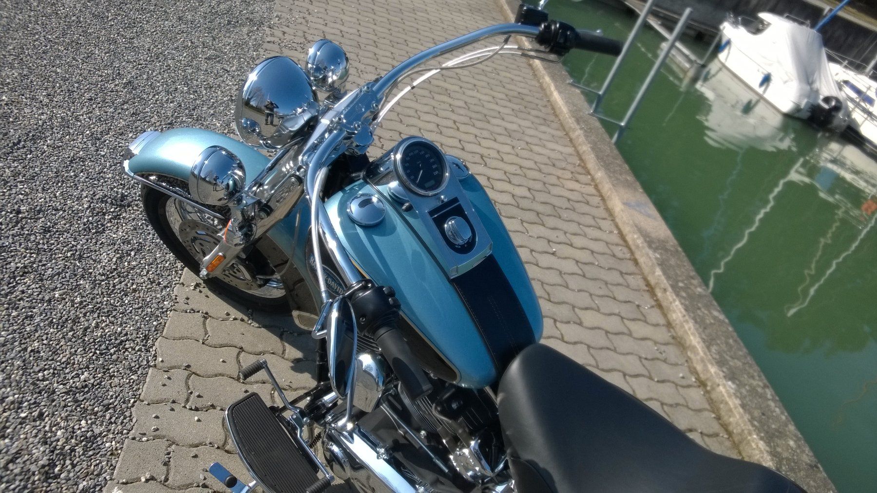 Harley-Davidson Chopper: Harley Davidson FLSTC – Usato da Altnau venduto da wahet 7
