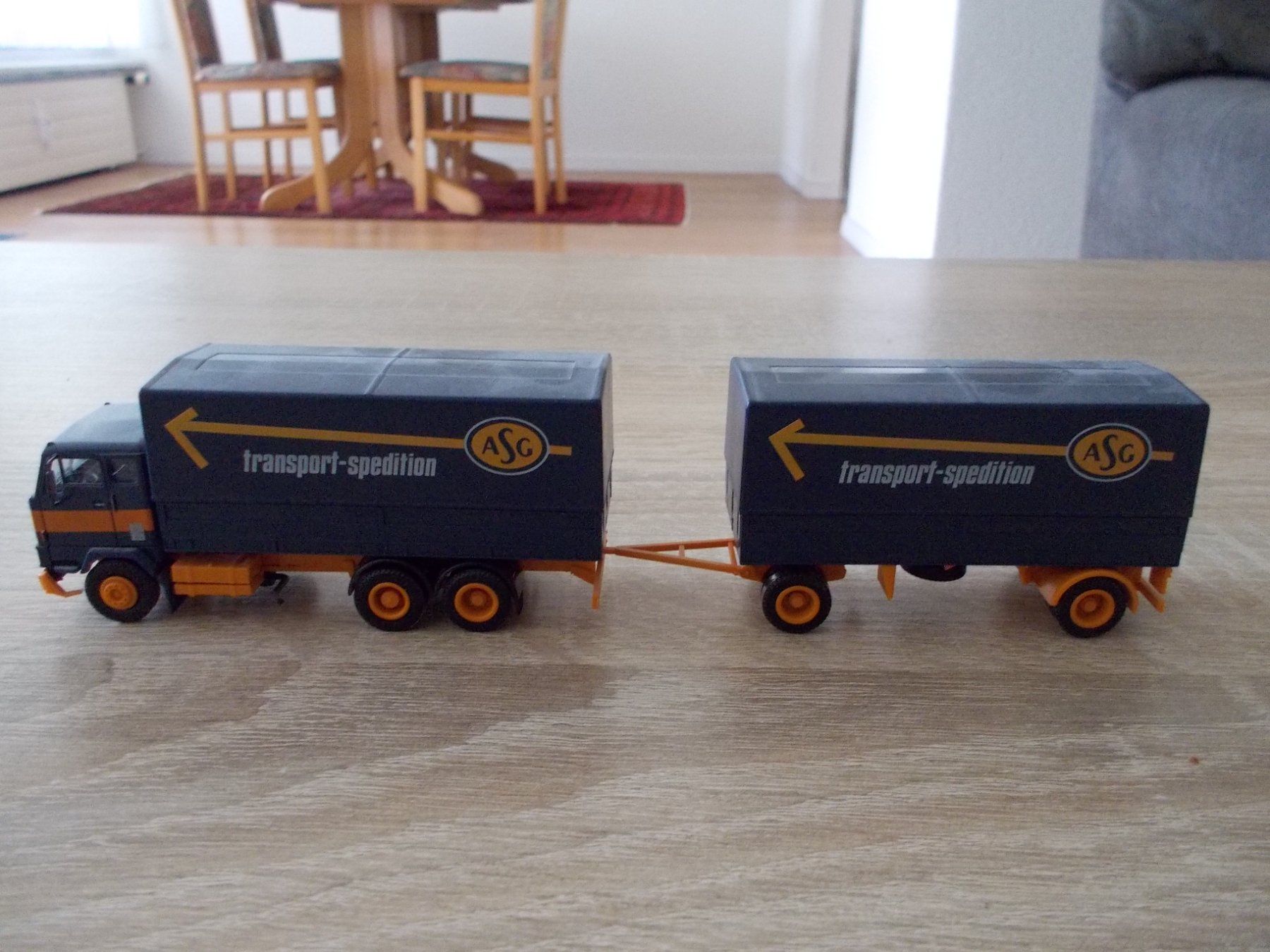 Albedo Modellini d'auto: Volvo F89 – Nuovo (secondo la descrizione) da Weinfelden venduto da Simalaia