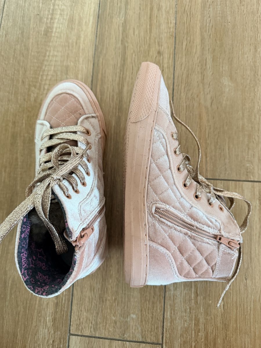 Primigi Scarpe per ragazze: Chaussure Primigi fille NEUVE – Nuovo e nell'imballaggio originale da Villars-le-Grand venduto da Eva_1986