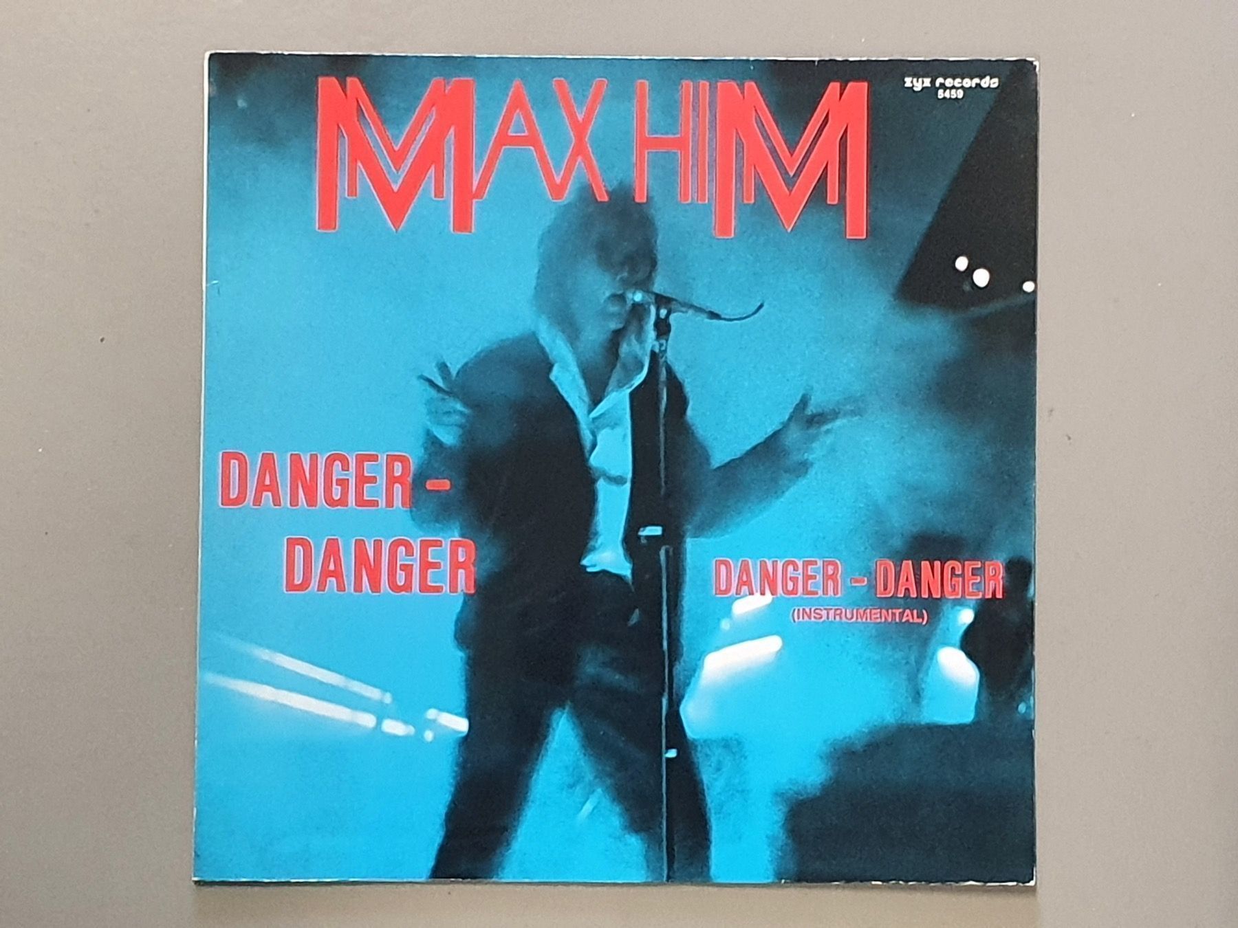 Schallplatten: Max Him - Danger Danger (Maxi Single), Vinyl TOP! – Gebraucht aus Aegerten von taxidermo