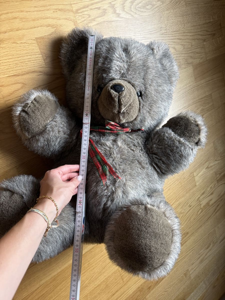 Jouets: Grosser Teddybär – D'occasion à Zürich par Lenath22