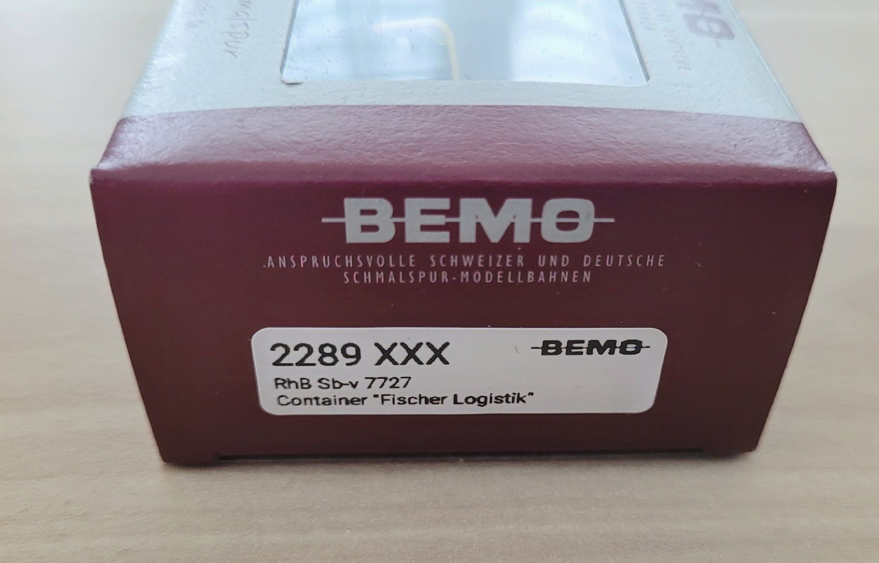 Bemo Modellini di ferrovie: Bemo RhB Sb-v 7727 mit Container "Fischer", Sondermodell H0m – Nuovo e nell'imballaggio originale da Bremgarten AG venduto da Sportivo2007 3
