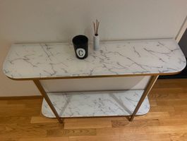 Regal aus Glas in Marmoroptik