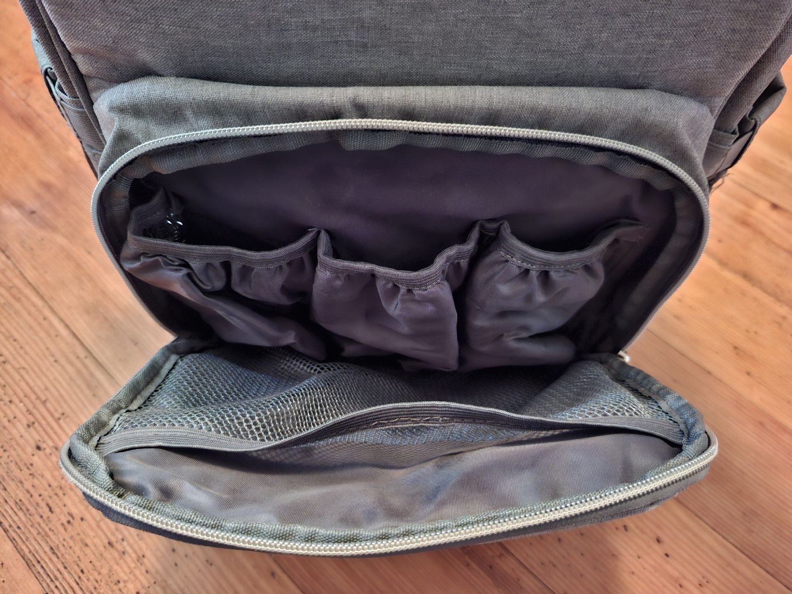 Sacs à dos: Wickeltasche Rucksack grau – D'occasion à Mettmenstetten par sos_hcz9 3