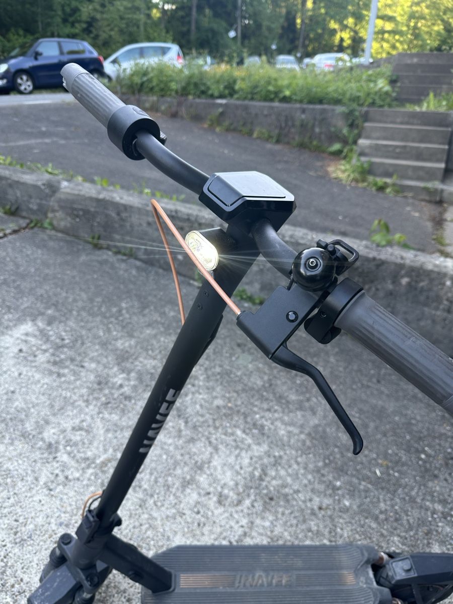 Scooters: Electro Trottinett ab 1.- – Défectueux à Bronschhofen par -BeeN- 7
