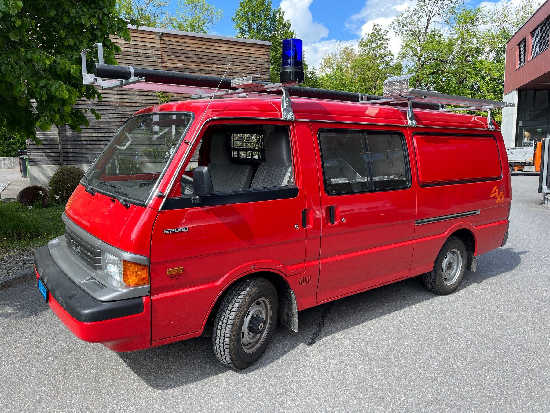 Mazda Autos: Mazda E 2000 I 4x4 – Gebraucht aus Steffisburg von Fwst