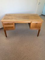 Massives Mid-Century Holzpult - Vintage Schreibtisch