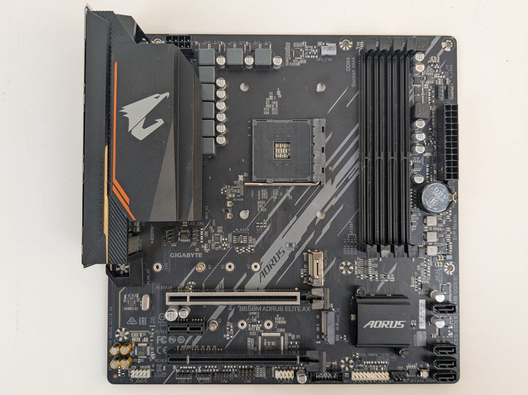Gigabyte Schede madri: GIGABYTE  Mainboard B550M Aorus Elite AX – Nuovo (secondo la descrizione) da Dintikon venduto da Restwert_Dintikon 1