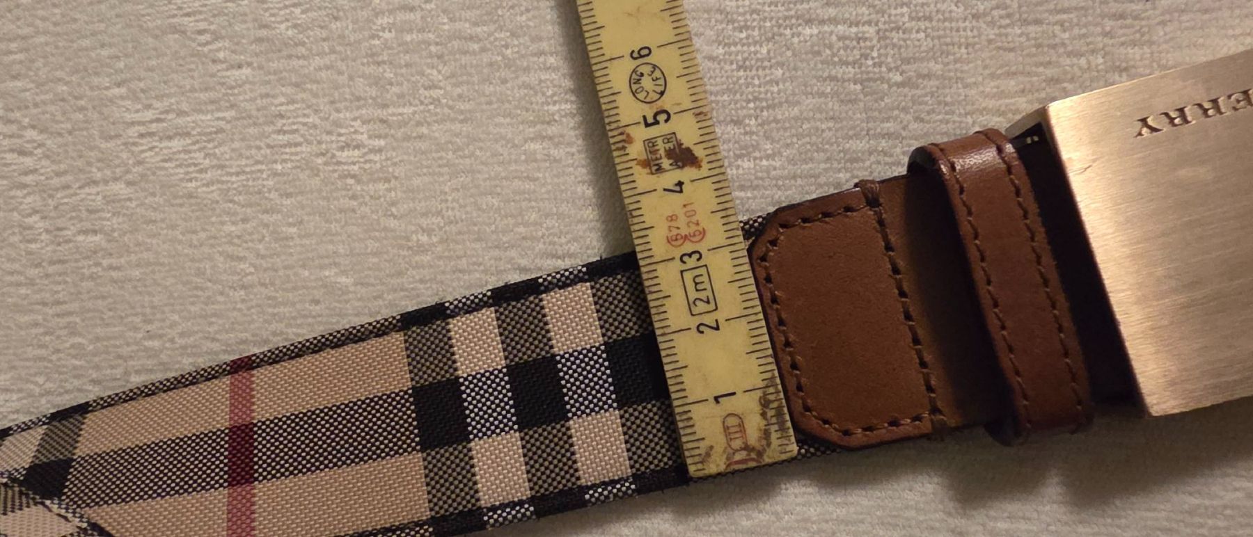 Burberry Gürtel: Burberry Gürtel, Grösse 42 / 105cm – Gebraucht aus Meilen von simonio13