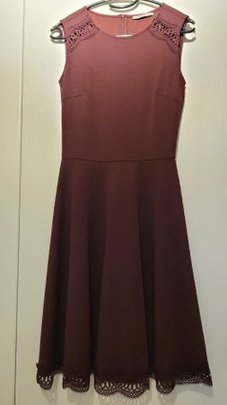 Anna Field Kleid Tall in bordeauxrot