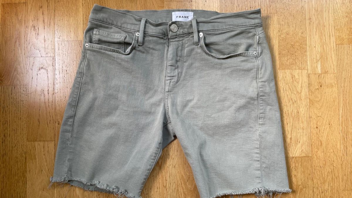 Jeans: Frame Jeans Shorts Gr 30 – Gebraucht aus Zürich von kuengka