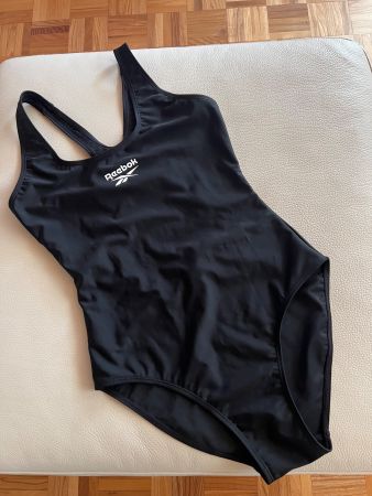 Reebok Badeanzug schwarz Grösse S neu mit Etikett