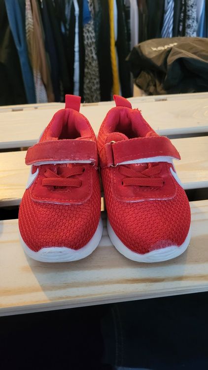 Basket enfant nike taille 22 Kaufen auf Ricardo