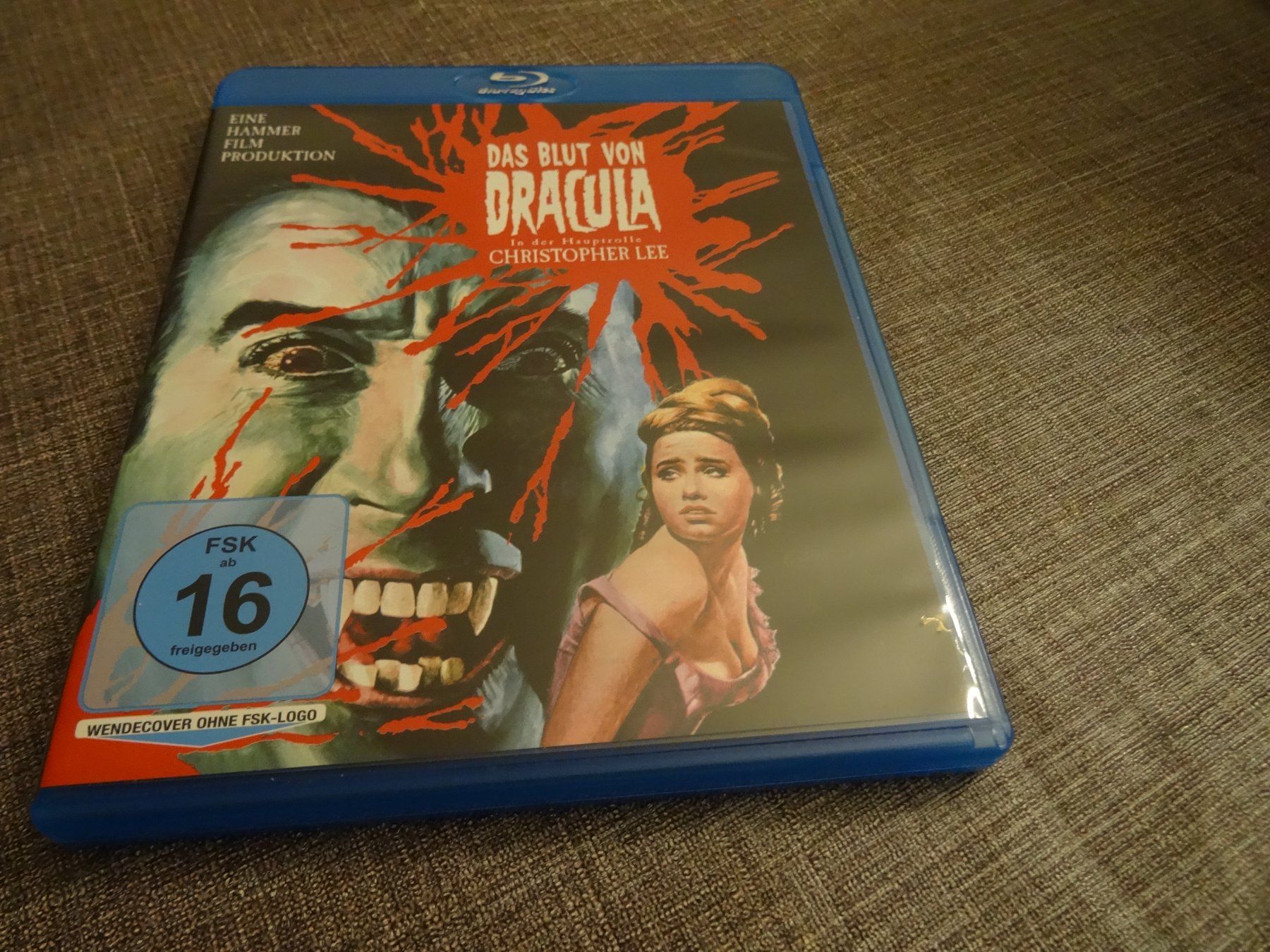 Tutti i DVDs: Blu-ray Das Blut von Dracula Christopher Lee – Usato da Olten venduto da Disc-Verkauf