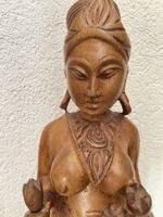 Holzfigur asiatische Frau geschnitzt