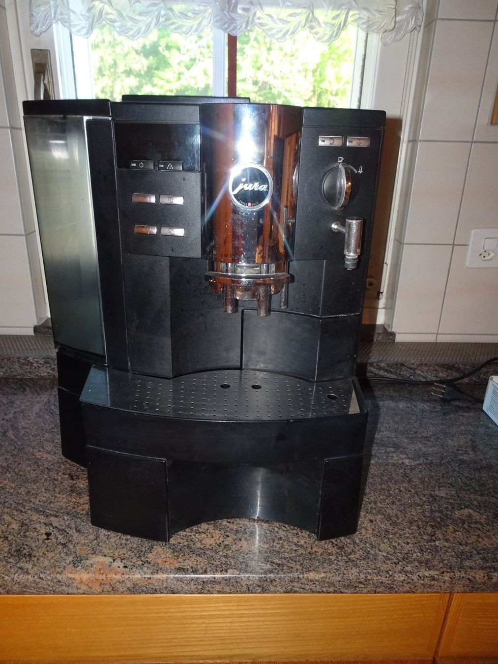 Jura Macchine per caffè & Macchine per espresso: Jura Kaffeemaschine – Usato da Stein AR venduto da Bienli4 1